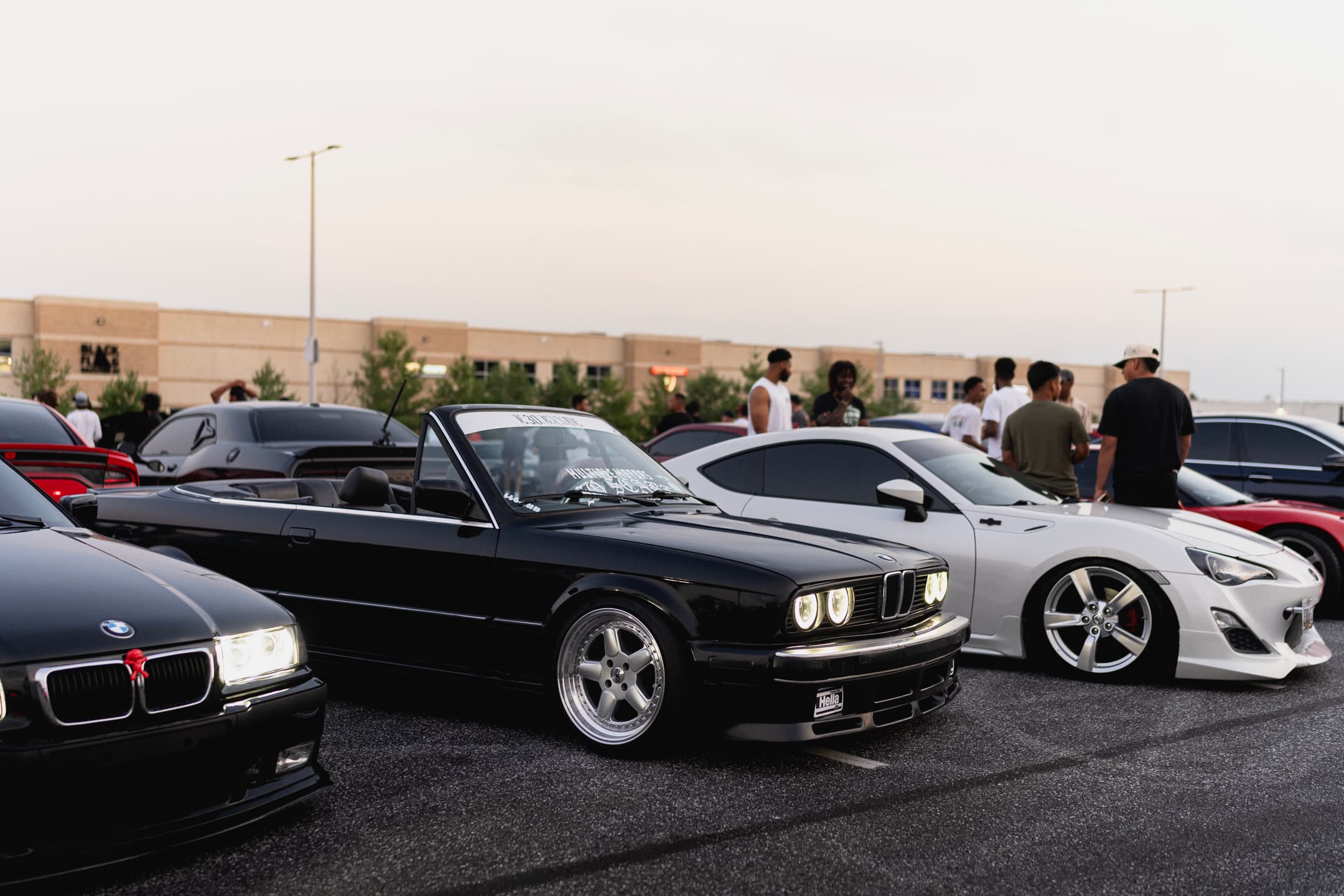 E30